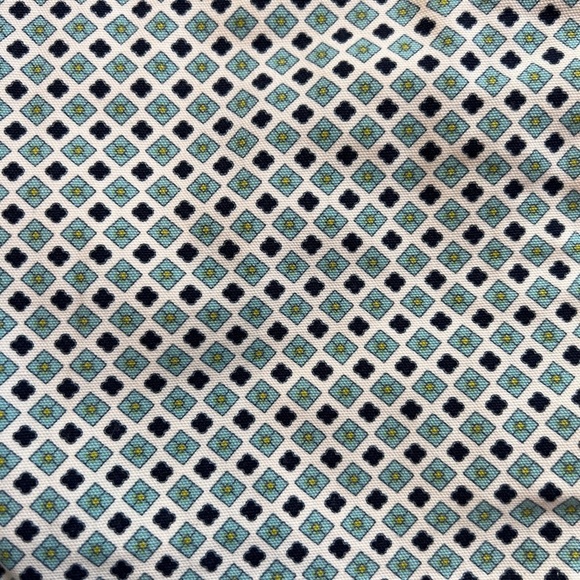 J Crew City Fit Geometric Print Mid Rise Shorts - Picture 4 of 4